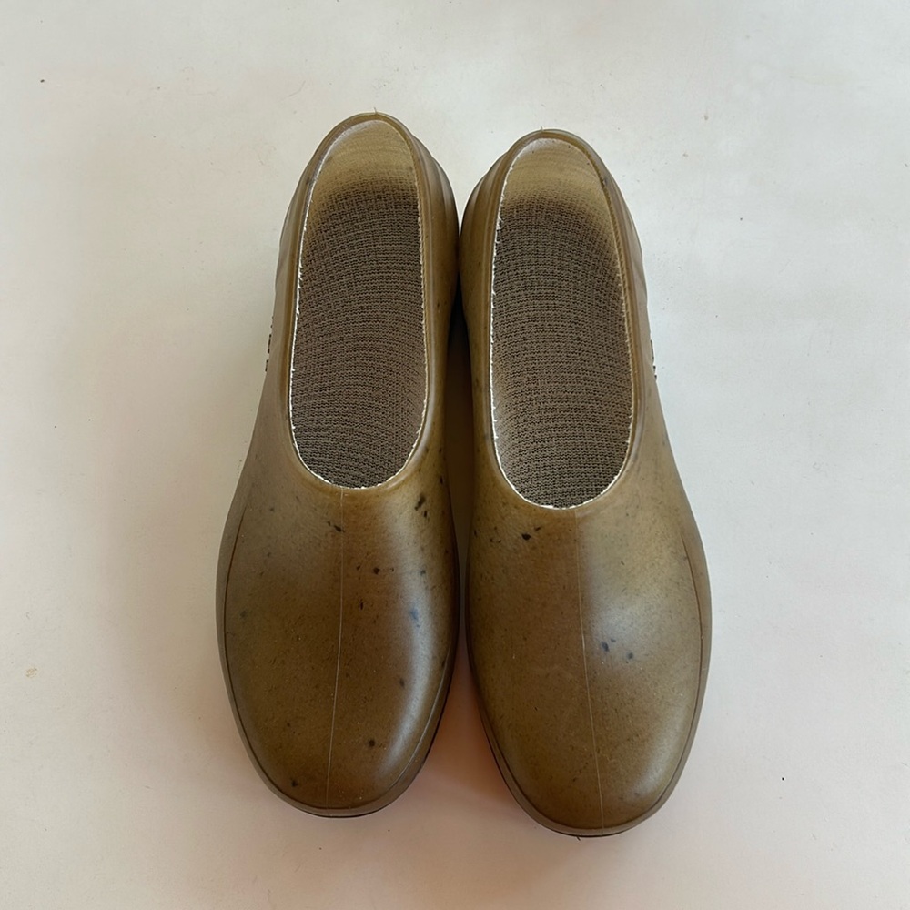 Brand new Plasticana Gardana clogs. Size 38.